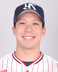山田 哲人