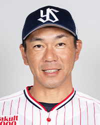 宮出　隆自