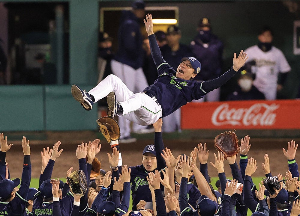 ヤクルトスワローズ ヤクルトスワローズ - 株式会社エージー | 広告企画制作