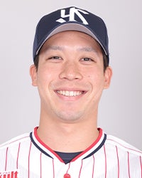 山田　哲人